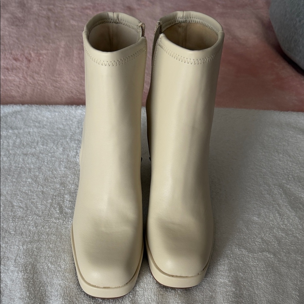Steve Madden Cream Ankle Booties